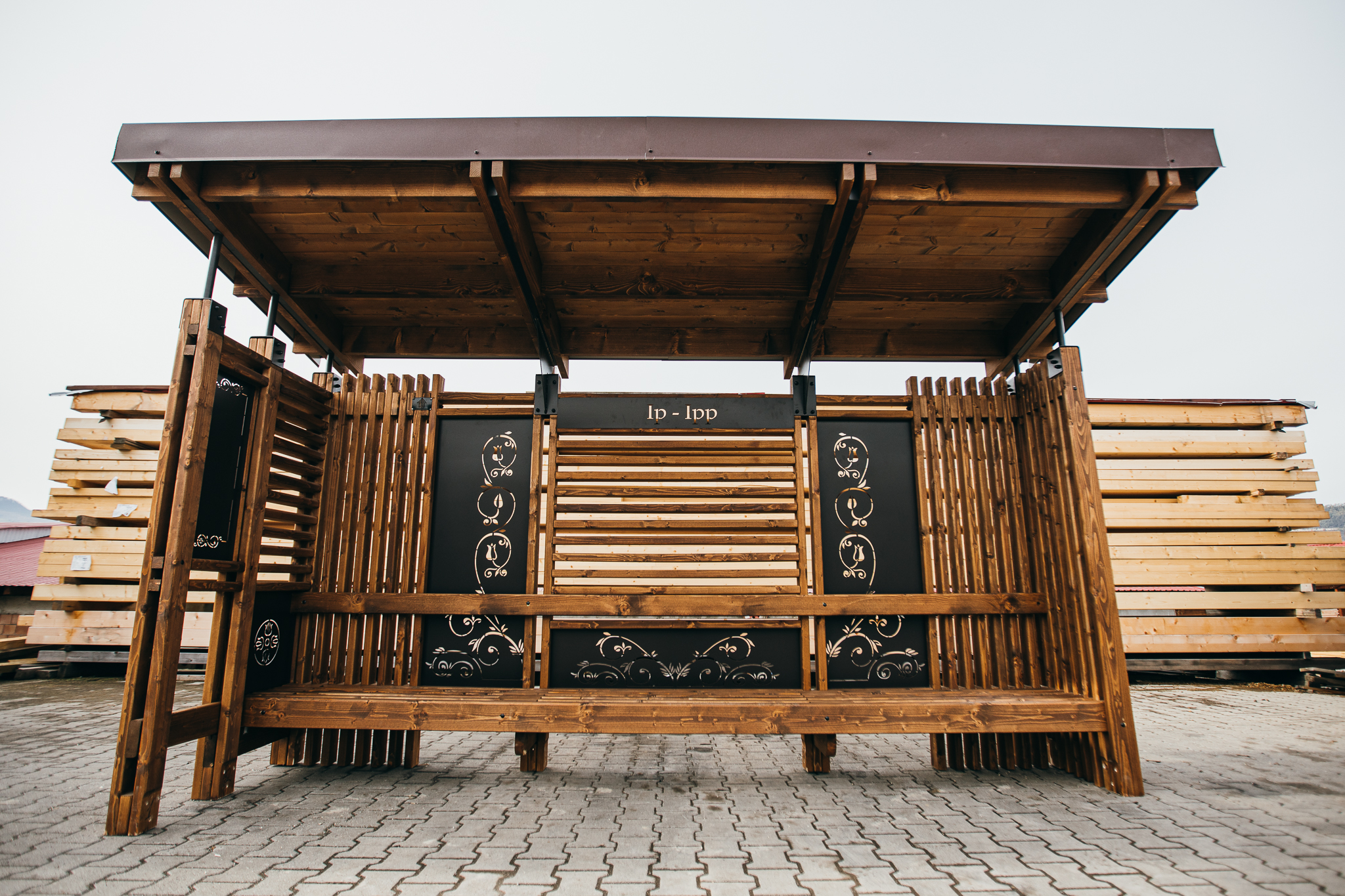 Stație de așteptare autobuz Folcstop - Tip 2 învelit cu tablă prefălțuită