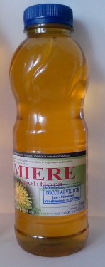 Miere Poliflora naturala imbuteliata la PET alimentar de 750 gr  Pret: 21 RON