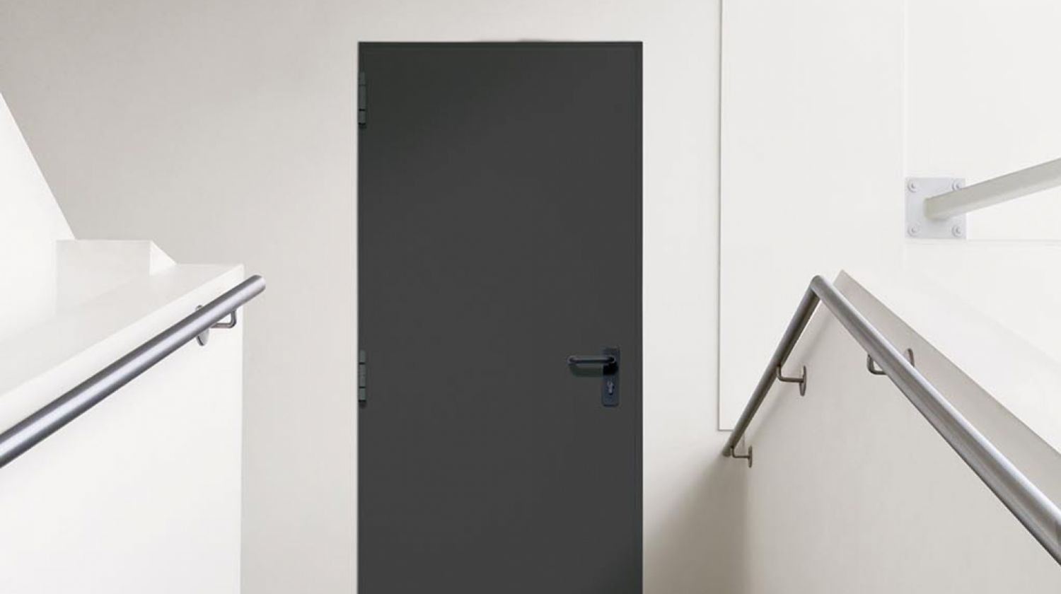 Usi metalice multifunctionale, in STOC.  Livrare RAPIDA