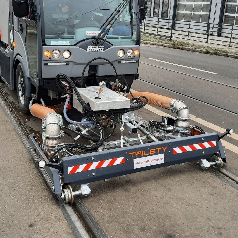 Dispozitiv curățare șine de tramvai