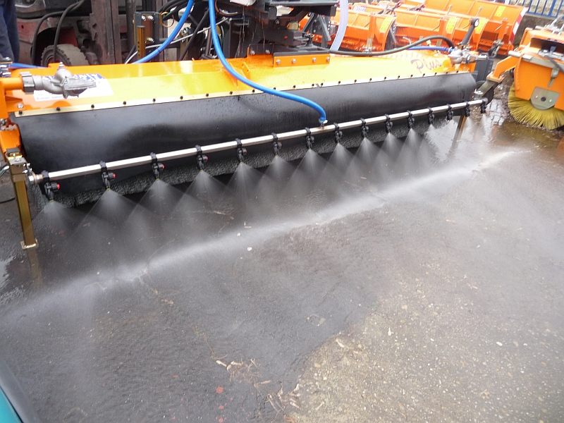 Sisteme de stropire si spalare stradala