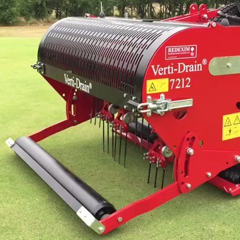 Vertidrenare teren sportiv