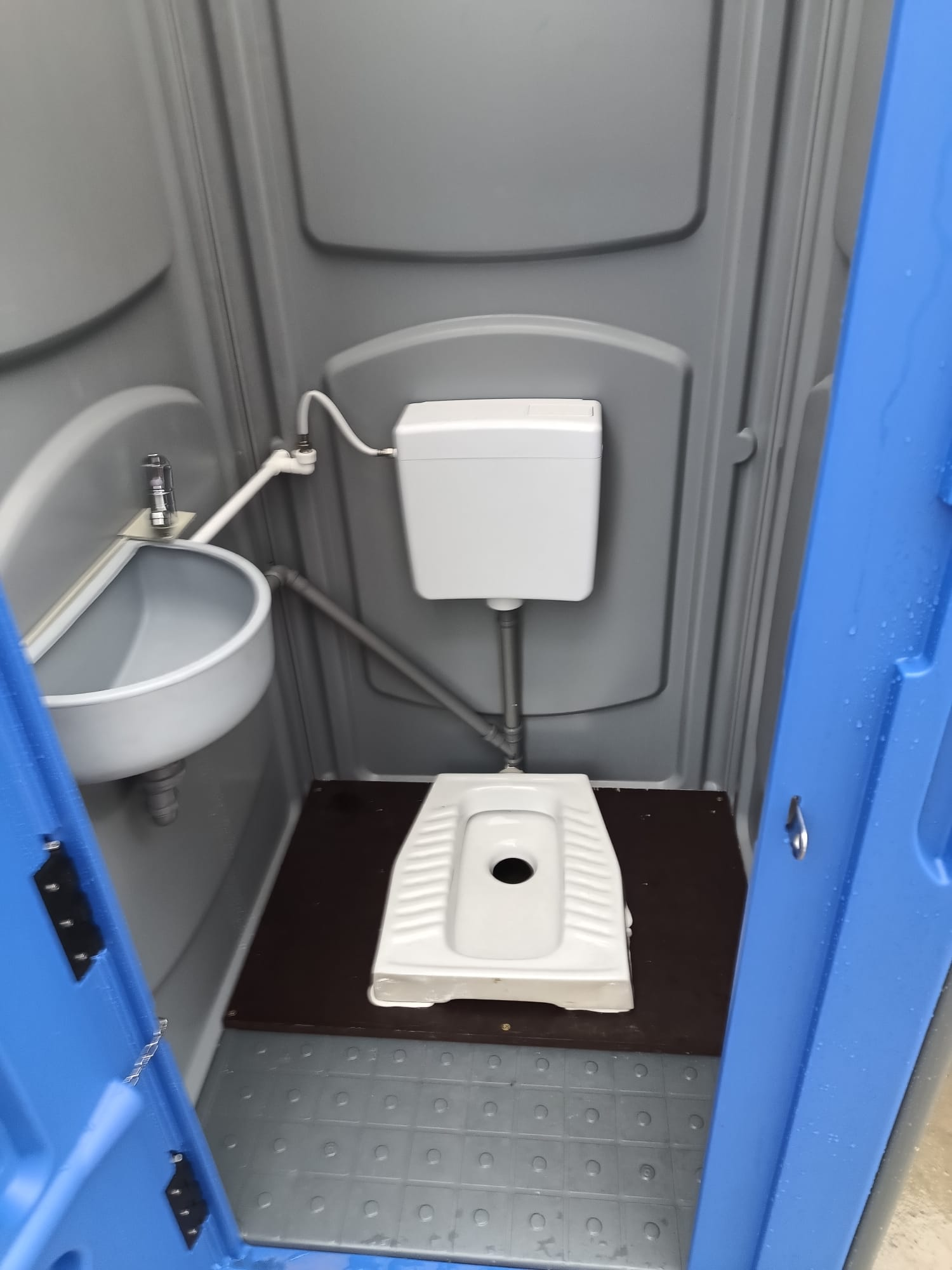 Athena Racordabil – Toaletă ecologică portabilă cu scaun turcesc