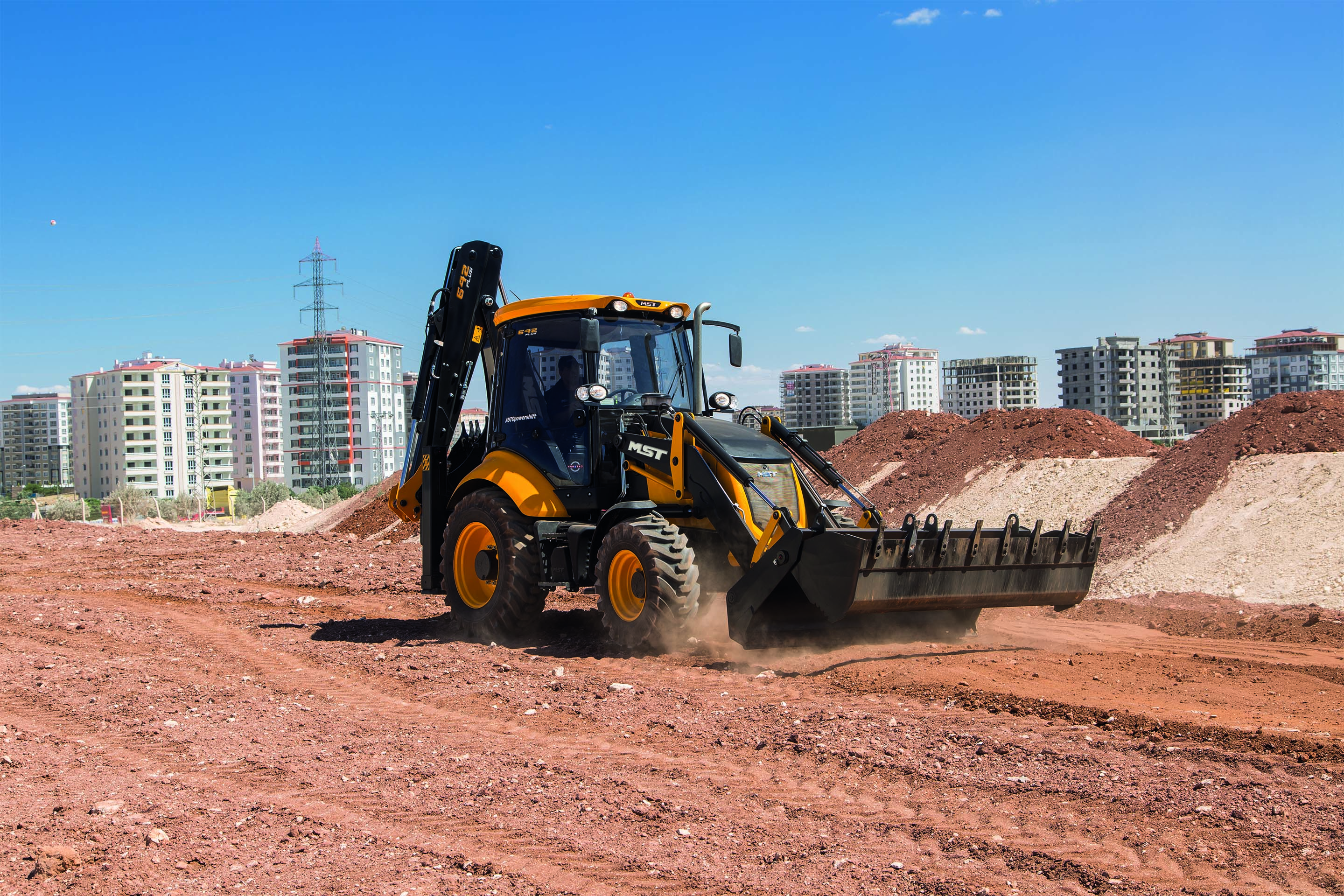 Buldoexcavator MST 642