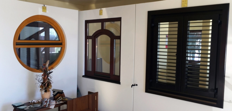 FERESTRE DIN LEMN STRATIFICAT