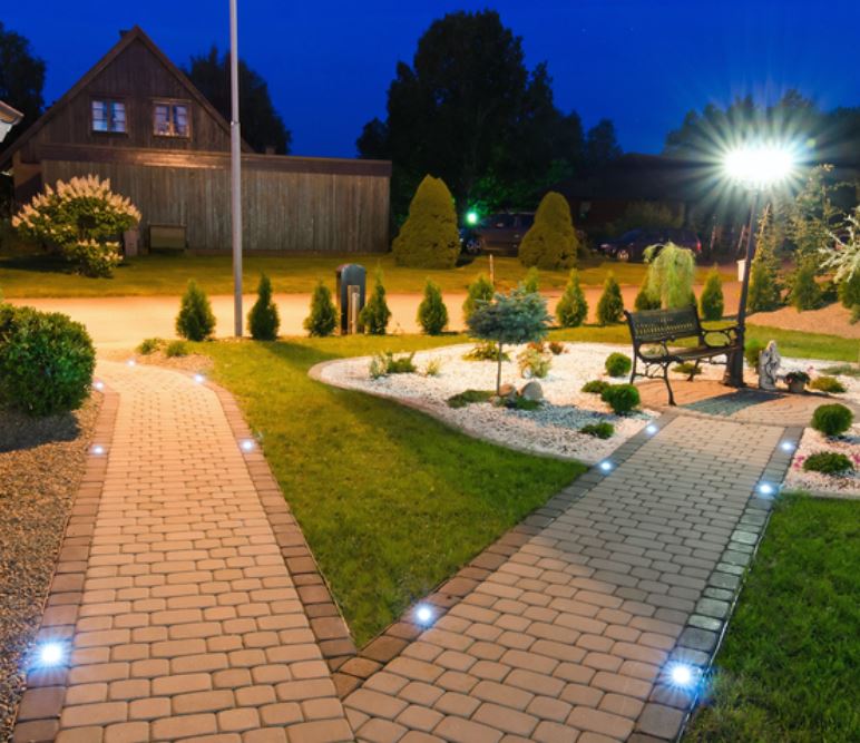 Corpuri de iluminat decorative de exterior