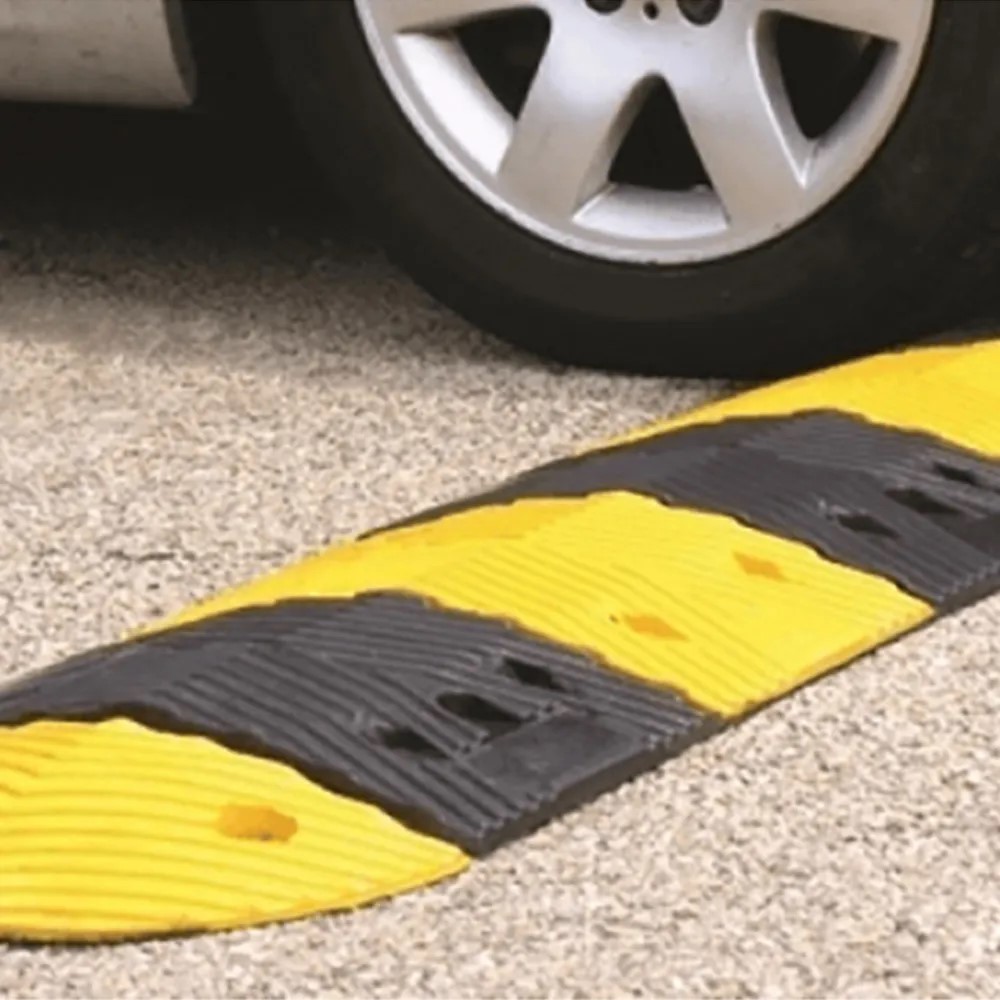 Limitatoare de viteză