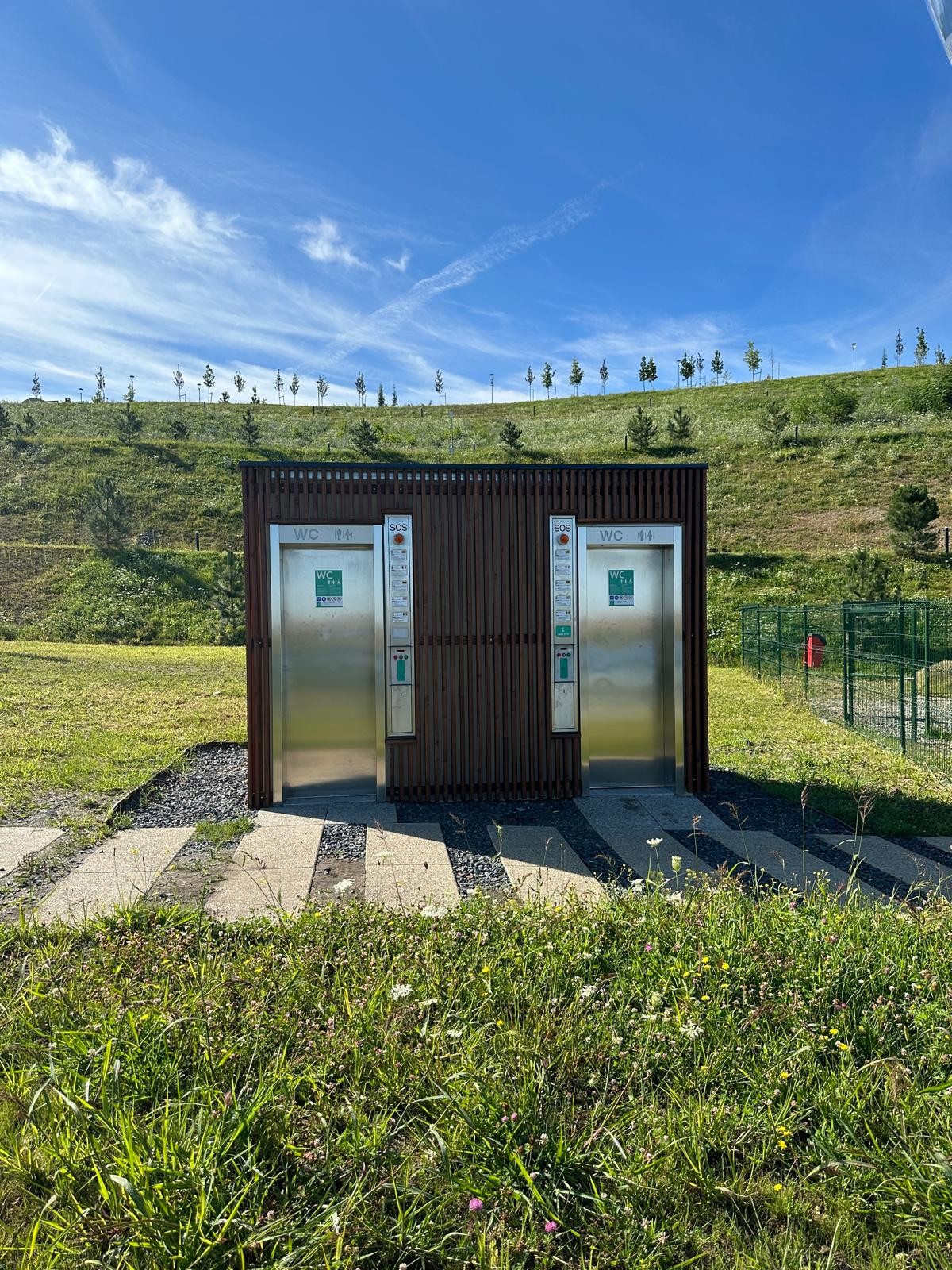 TOALETA AUTOMATA – CITY REALE DOUBLE