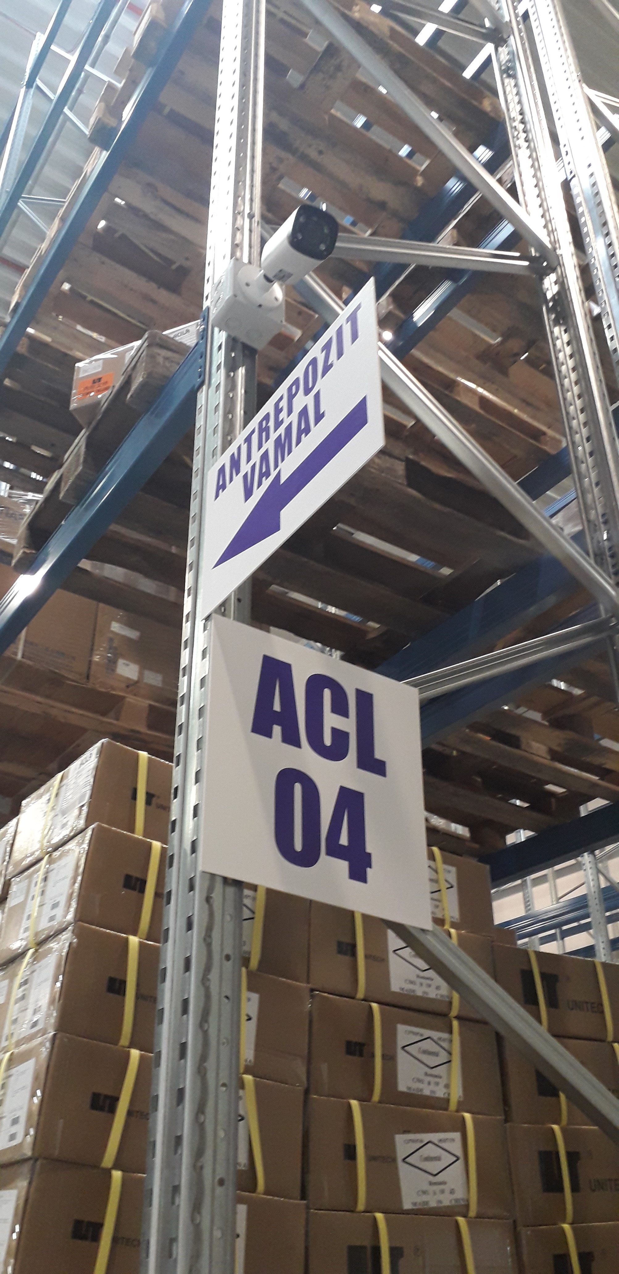 Depozitare marfuri in regim de antrepozit vamal