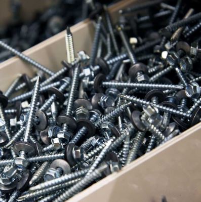 Suruburi, cuie, dibluri si alte elemente de fixare